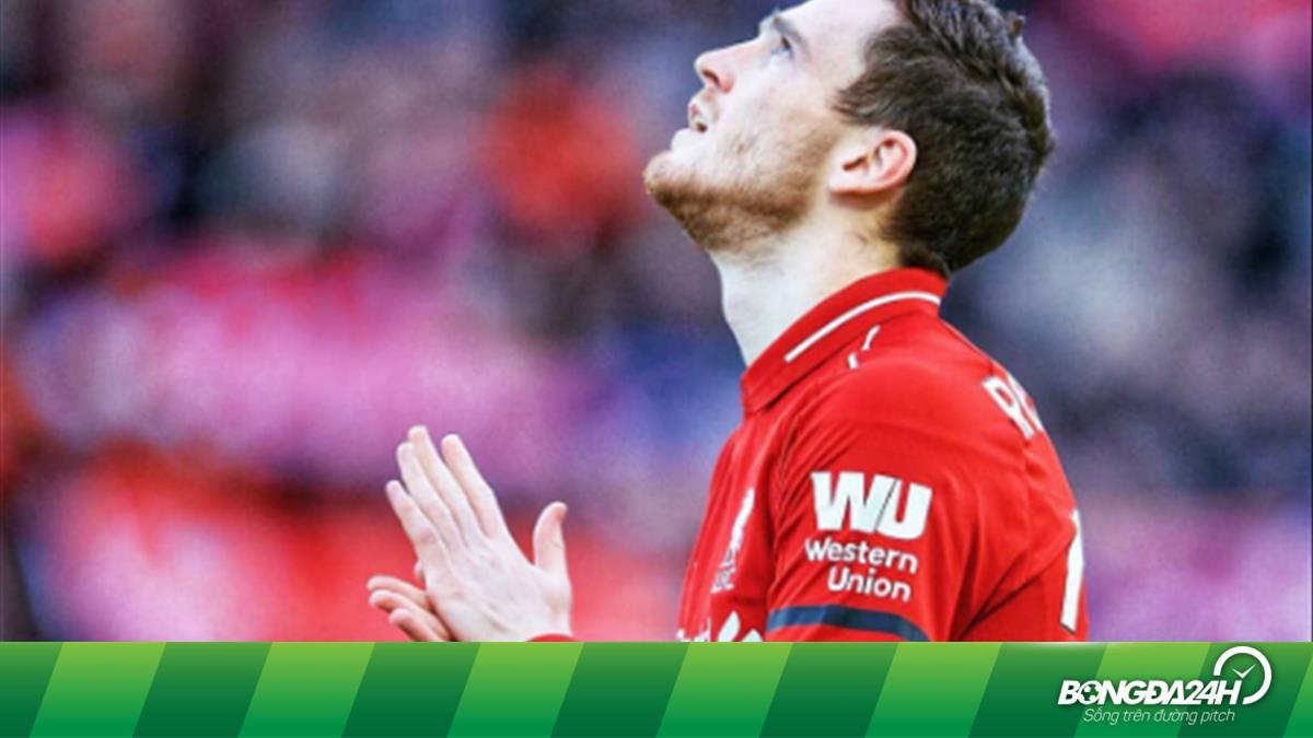 thời trang Andy Robertson