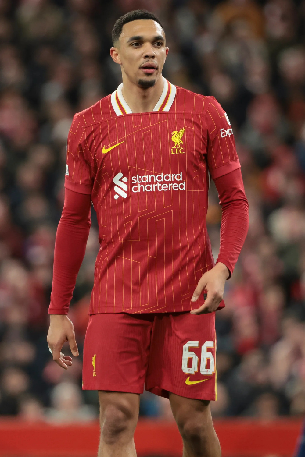 thời trang Trent Alexander-Arnold