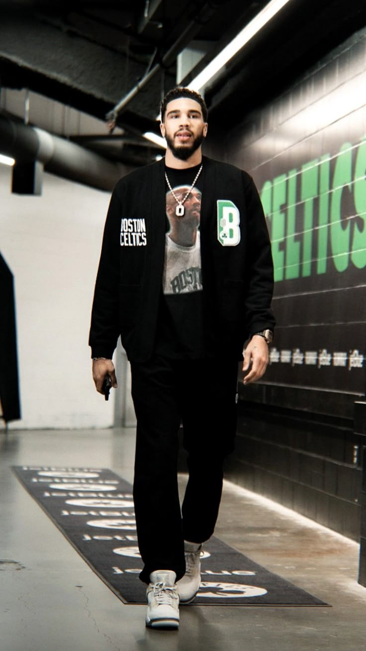 thời trang Jayson Tatum