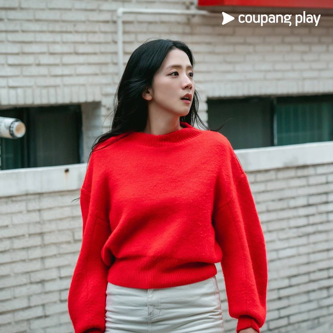 outfit thể thao của Jisoo 0041