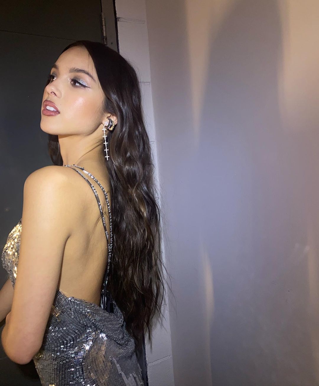 outfit thể thao của Olivia Rodrigo 0048
