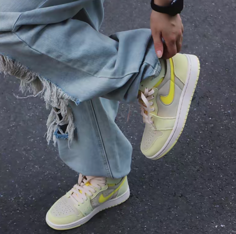 outfit thể thao của Teyana Taylor 0034