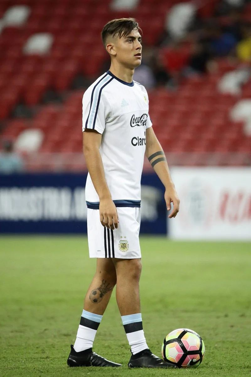 thời trang Paulo Dybala
