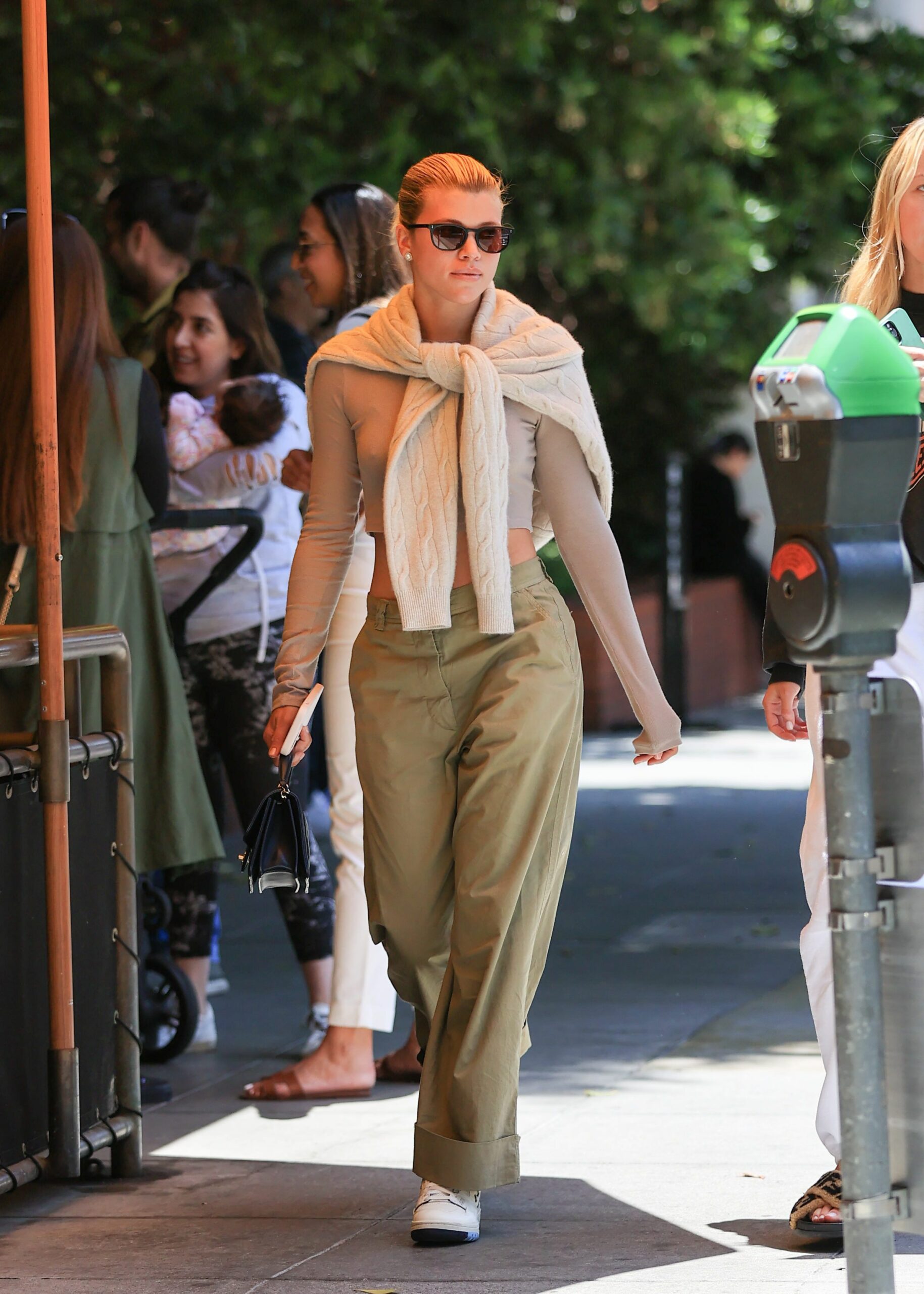 outfit thể thao của Sofia Richie