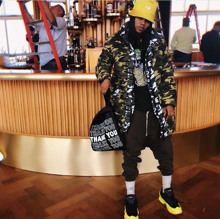 outfit thể thao của Teyana Taylor