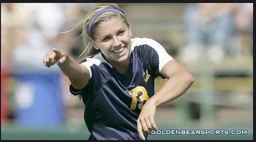 thời trang Alex Morgan 0018
