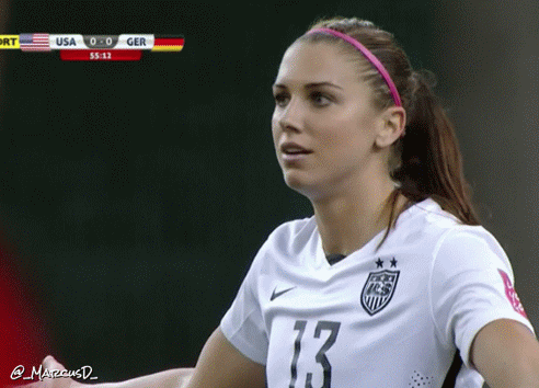 thời trang Alex Morgan 0020