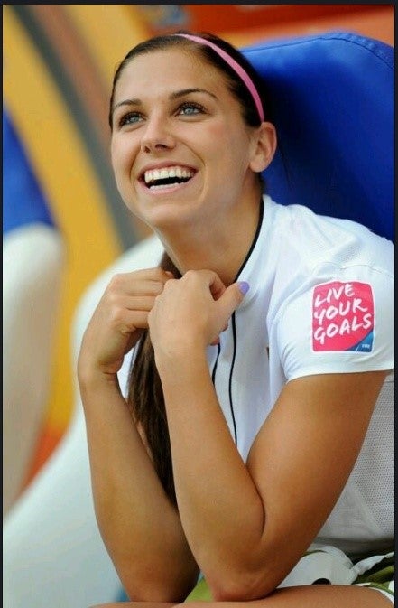thời trang Alex Morgan 0025