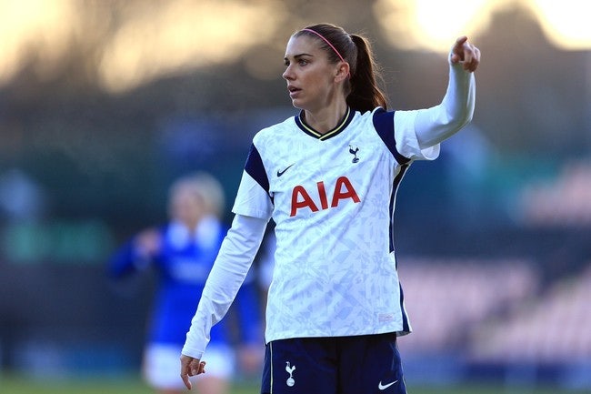 thời trang Alex Morgan 0030