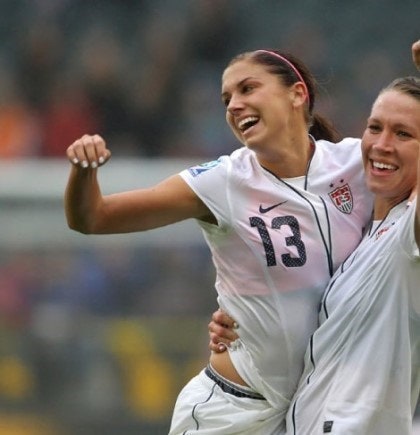 thời trang Alex Morgan 0034