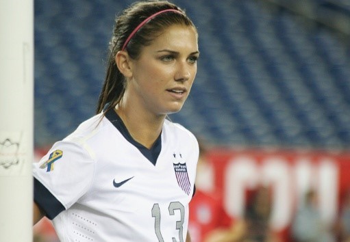 thời trang Alex Morgan 0035