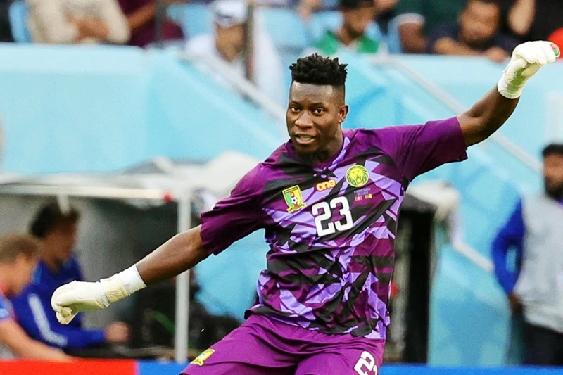 thời trang André Onana 0025