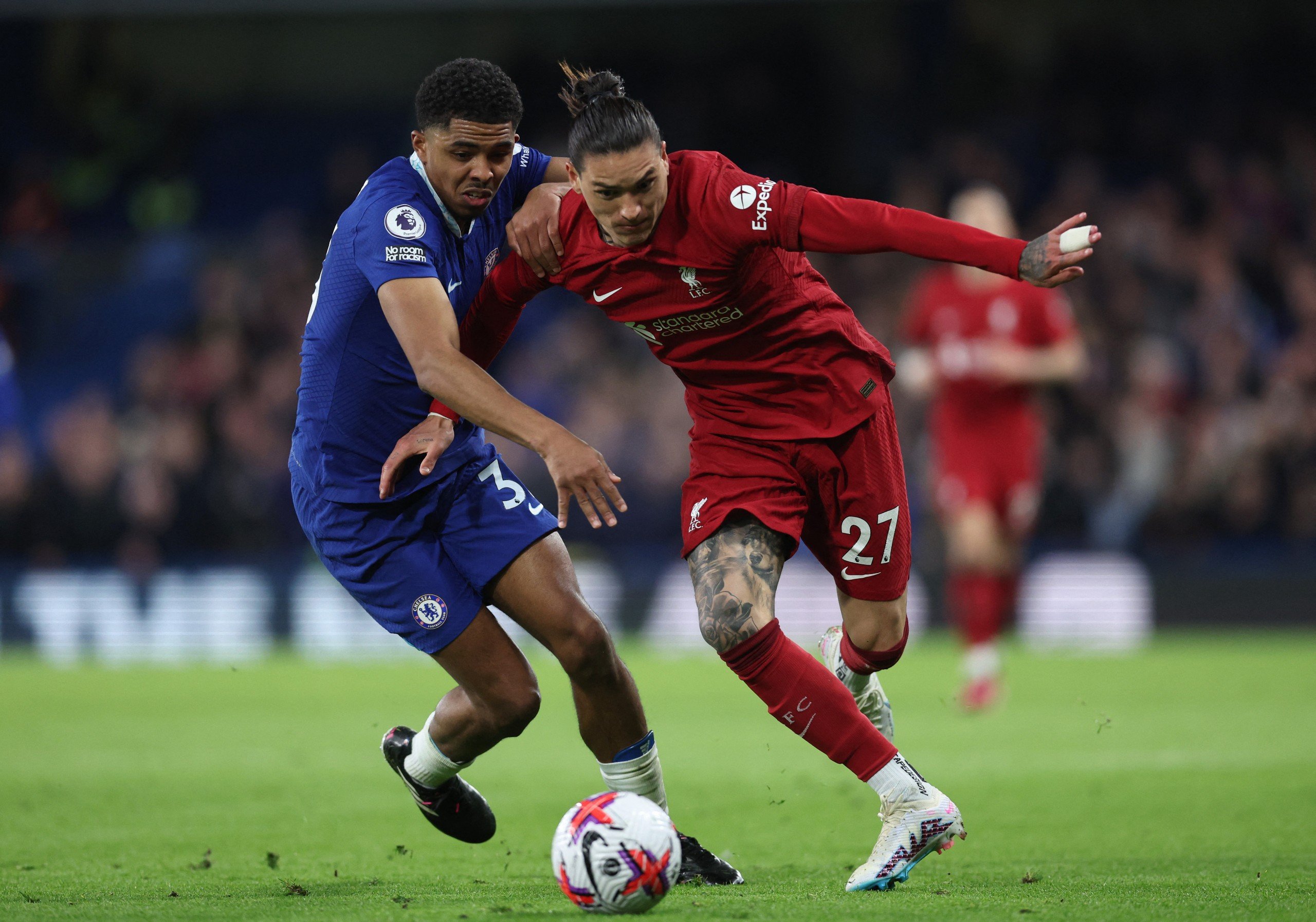 thời trang Andy Robertson 0026
