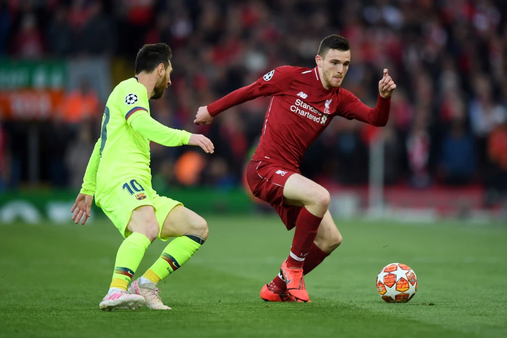 thời trang Andy Robertson 0032