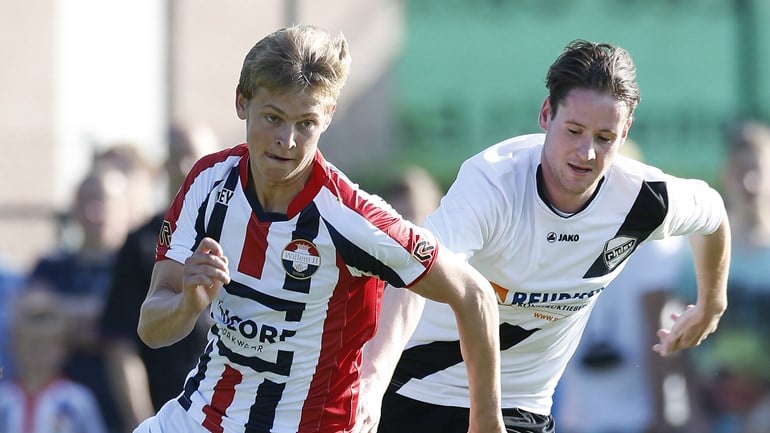 thời trang Frenkie de Jong 0018