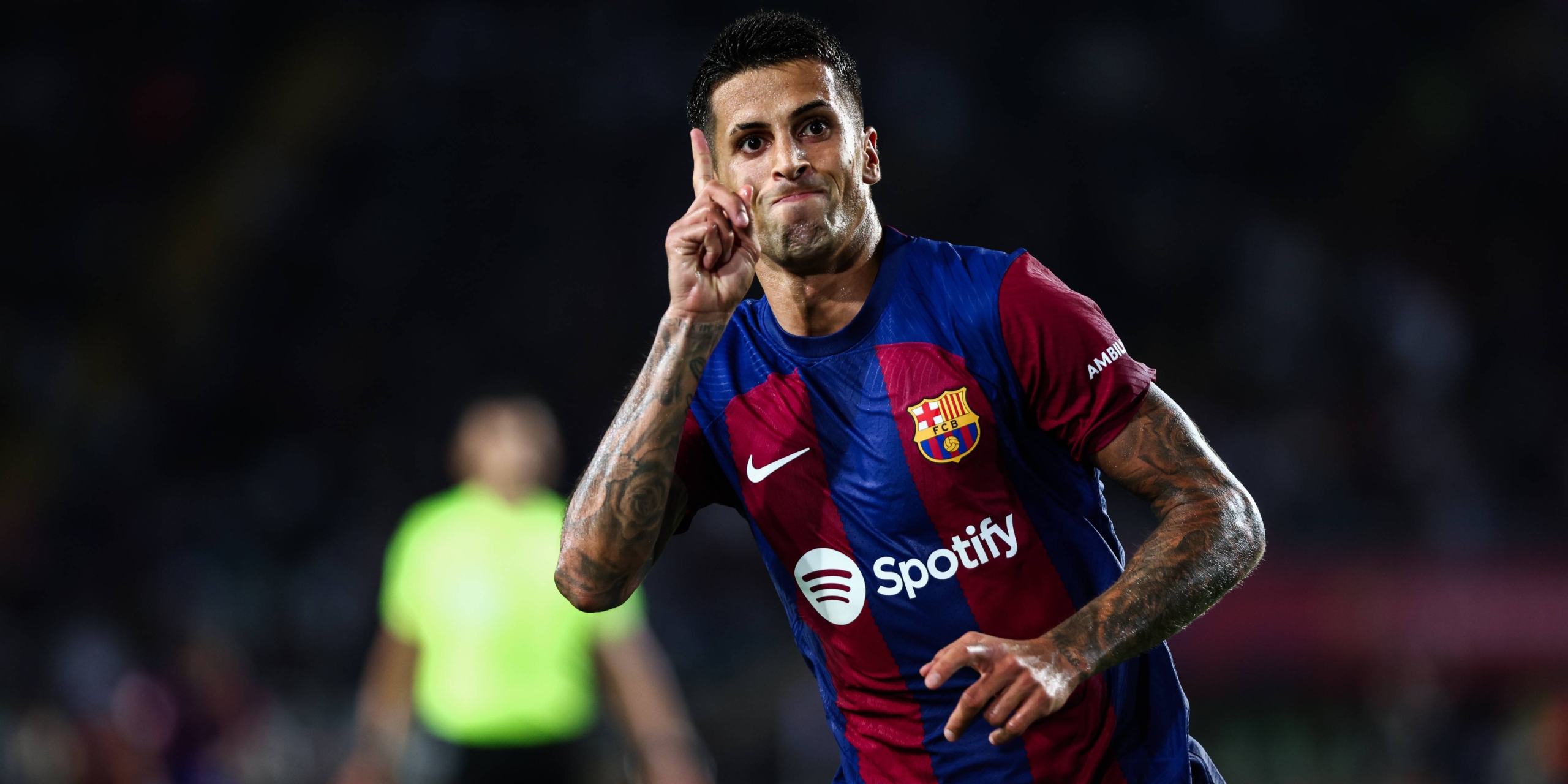 thời trang João Cancelo 0016