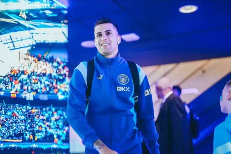 thời trang João Cancelo 0018