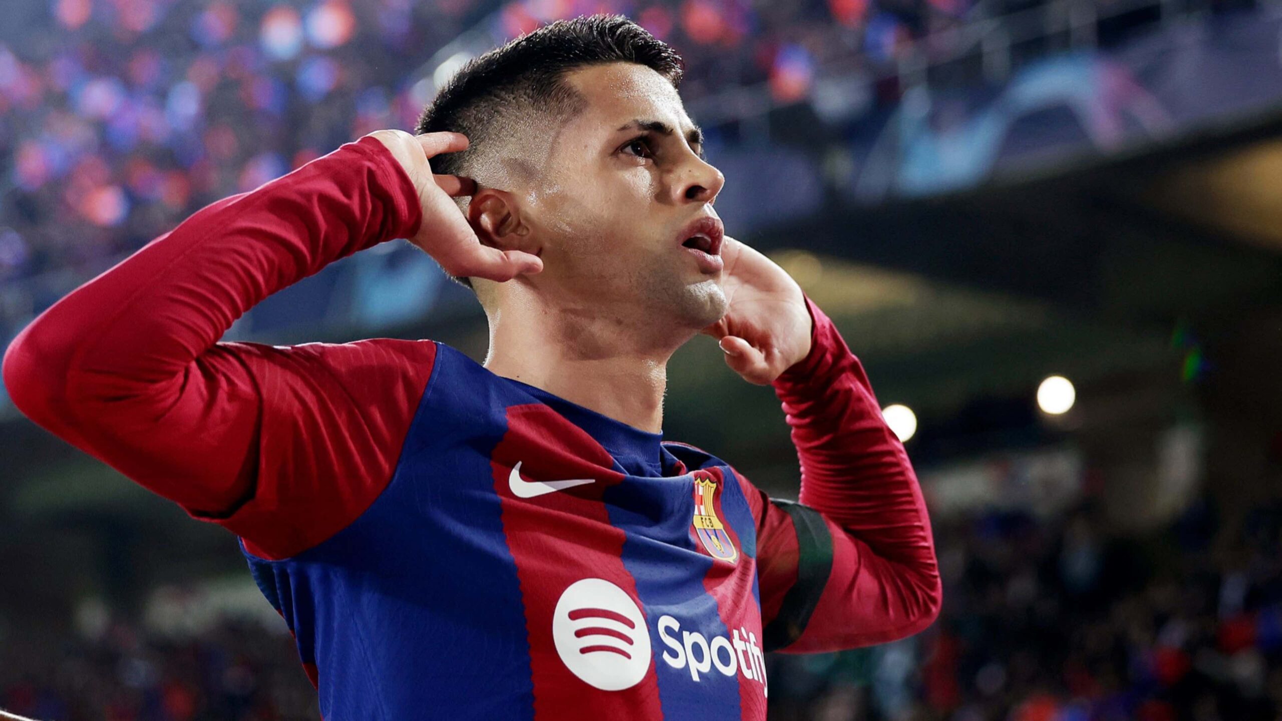 thời trang João Cancelo 0032