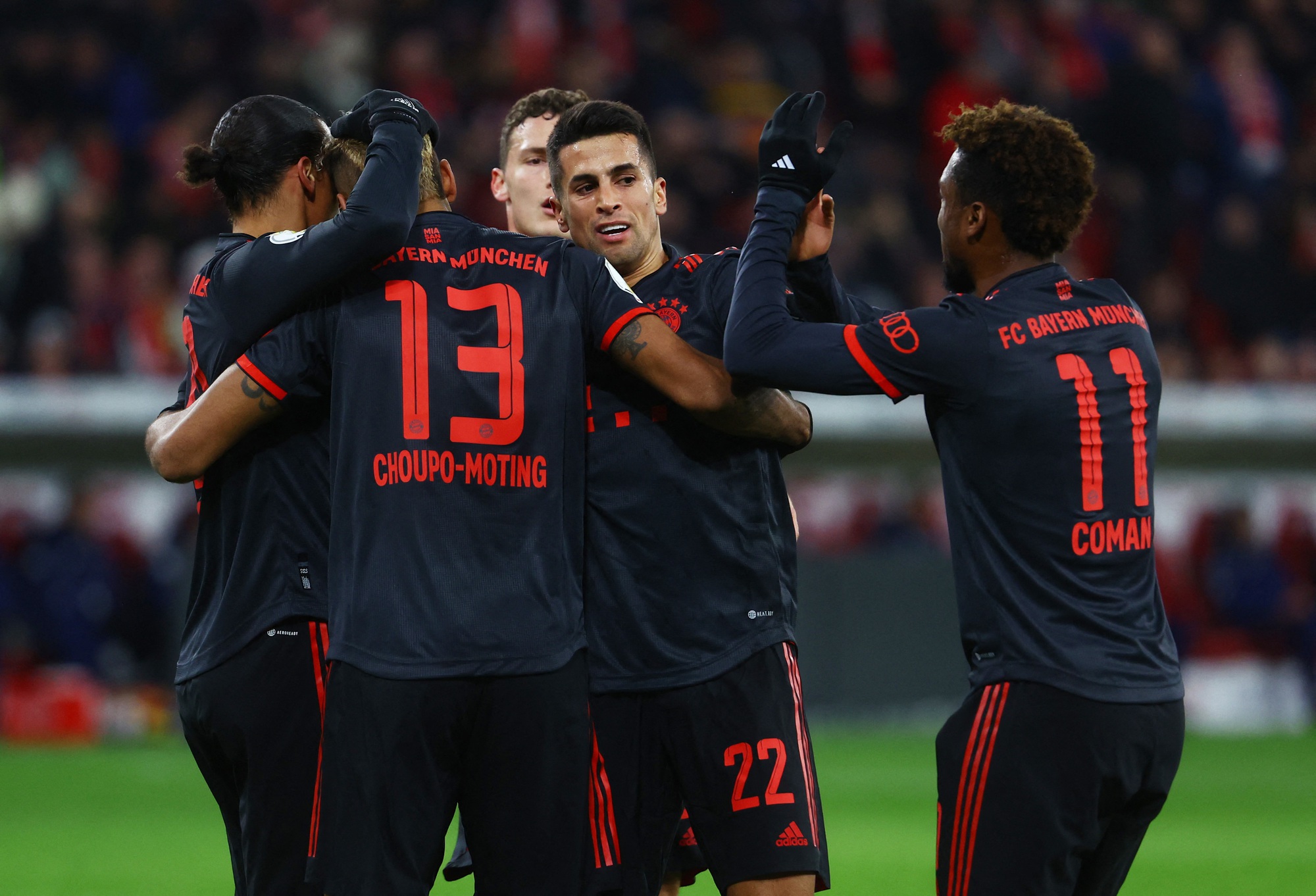 thời trang João Cancelo 0036