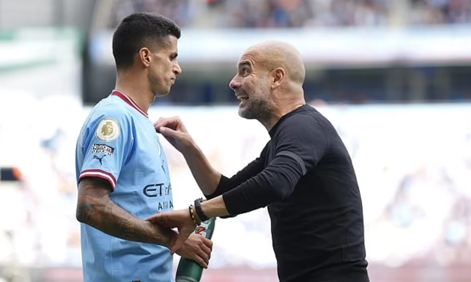 thời trang João Cancelo 0037