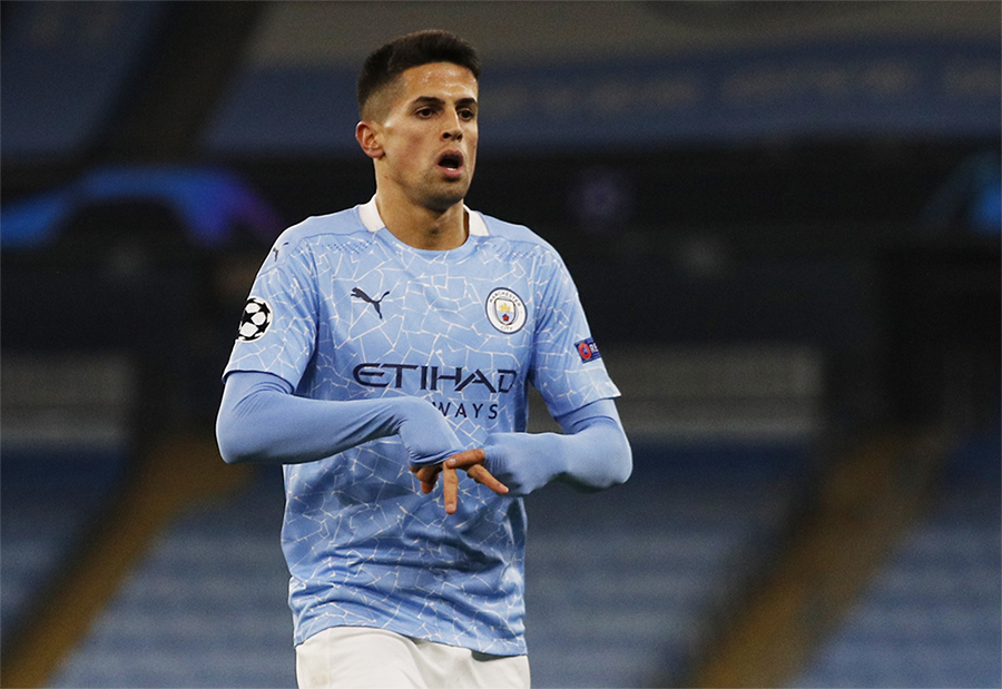 thời trang João Cancelo 0040