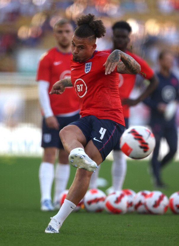 thời trang Kalvin Phillips 0015