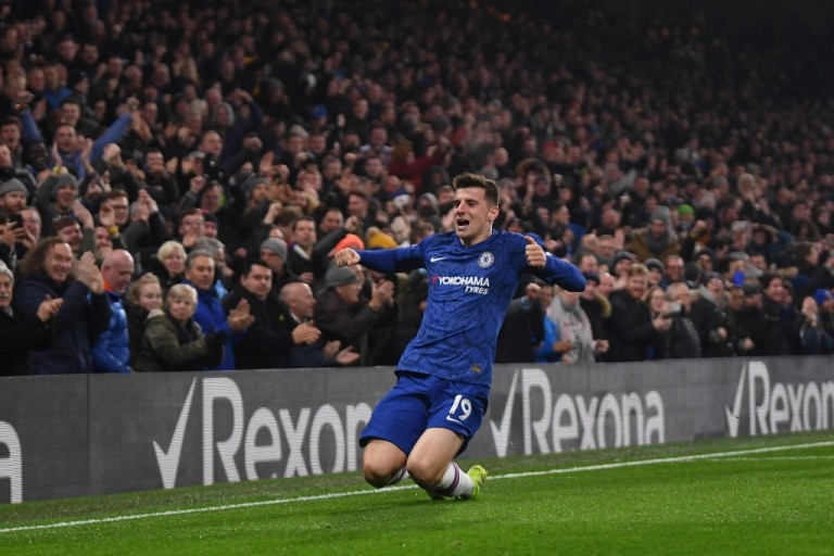 thời trang Mason Mount