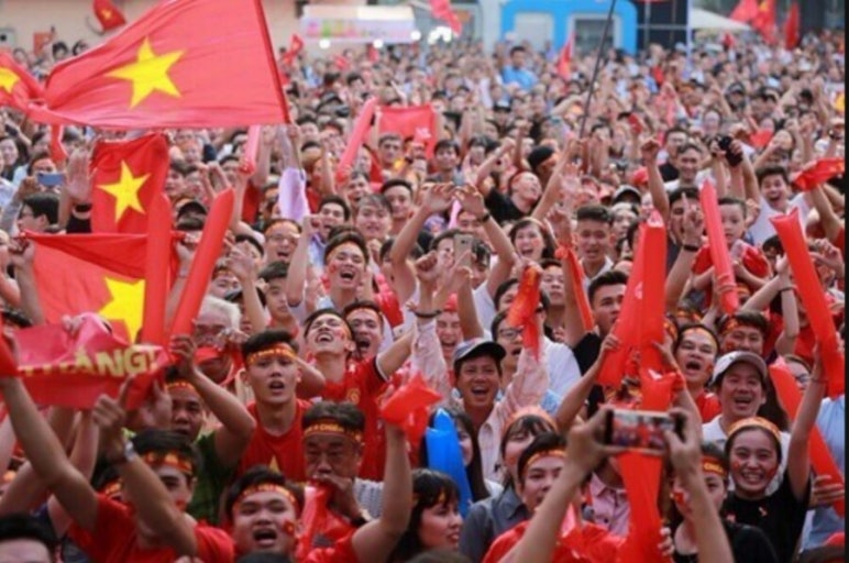 thời trang Mason Mount 0018