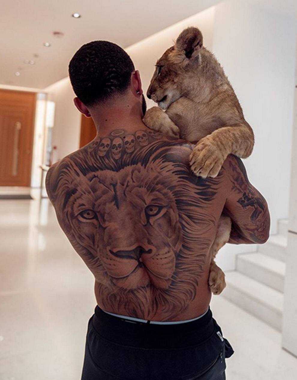 thời trang Memphis Depay 0012
