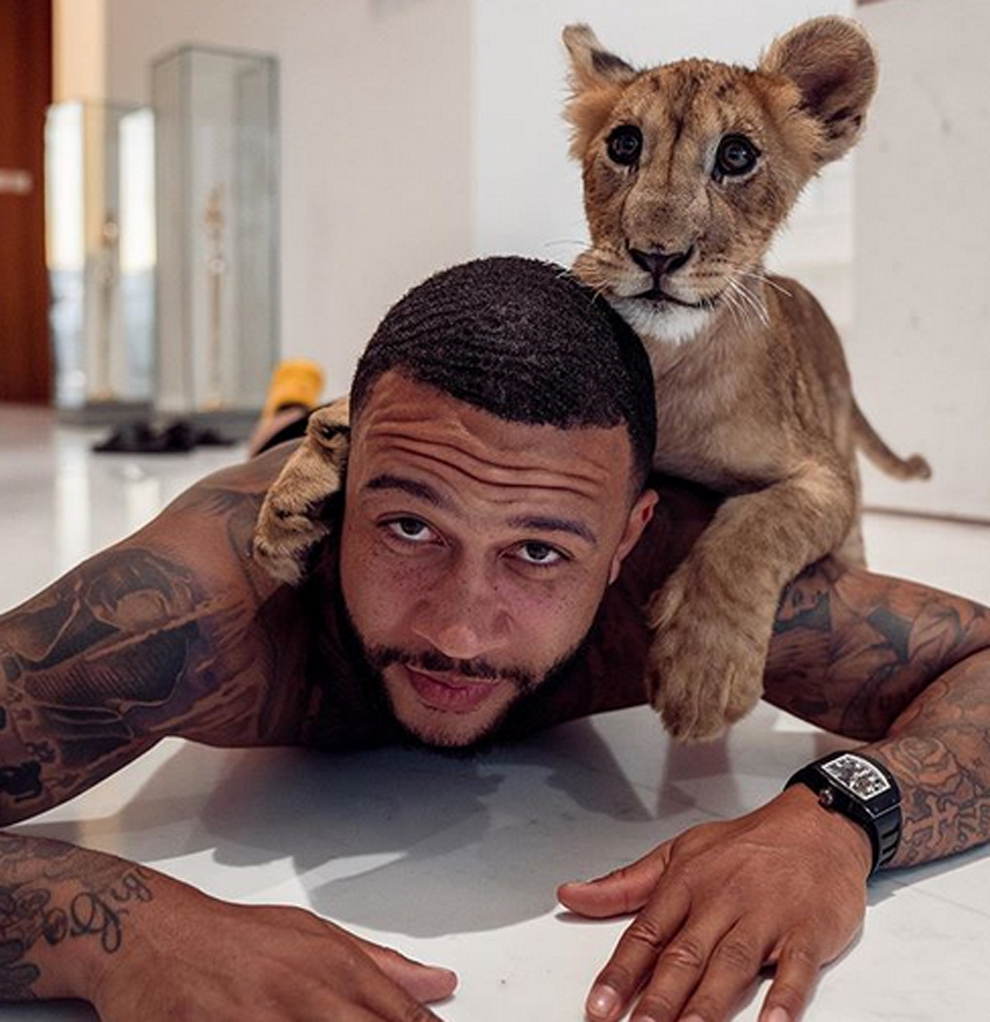 thời trang Memphis Depay 0015