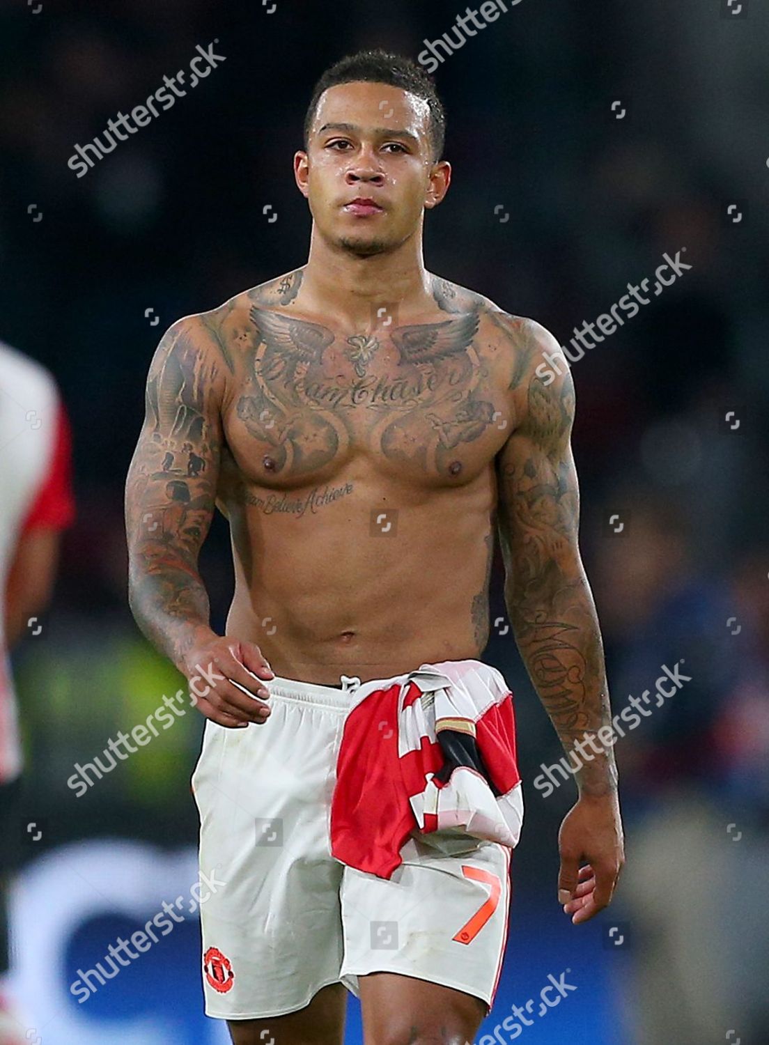 thời trang Memphis Depay 0030