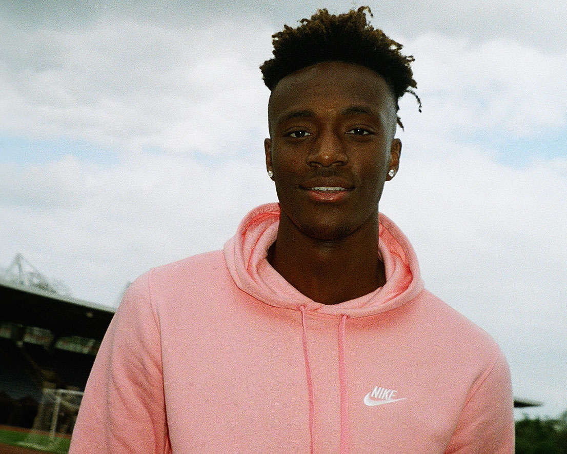 thời trang Tammy Abraham 0017
