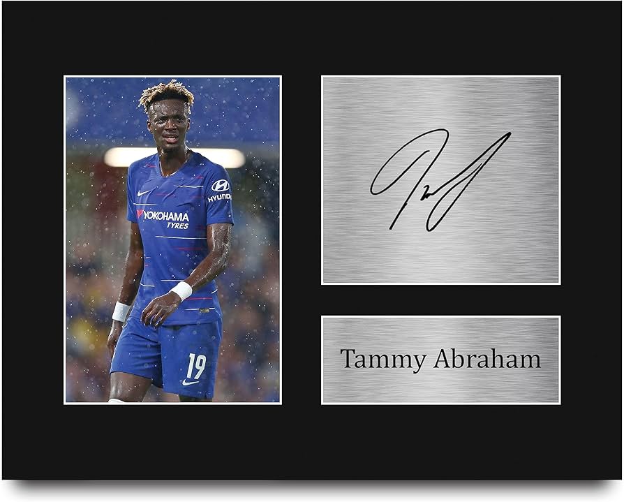 thời trang Tammy Abraham 0033